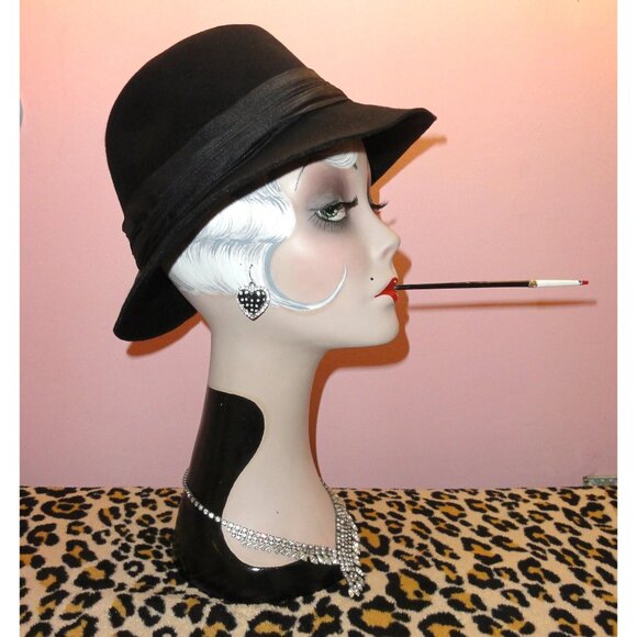 Vintage Chelton Black Wool Cloche Hat w/ Feathers bow church hat Kentucky derby main image 9
